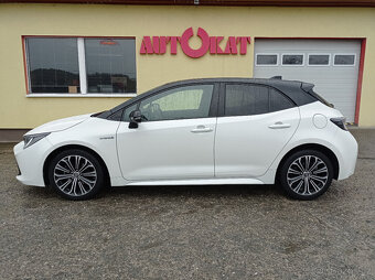 Toyota Corolla 1.8 Hybrid 90kW/Výhřev/1Maj - 4