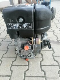 Motor Diesel Lomabrdini 15LD440 - 4