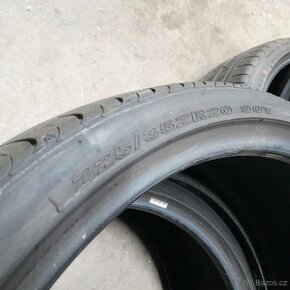 Prodám letní pneu 225/35 R20 - 4