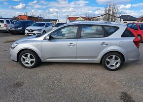 Kia Cee´d 1,6 CRDi 85kW Comfort Plus nafta manuál 66 kw - 4