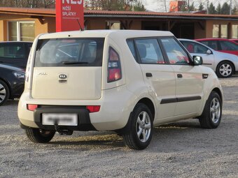 Kia Soul 1.6VVT ,  93 kW benzín, 2009 - 4