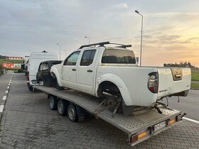 nissan navara - 4