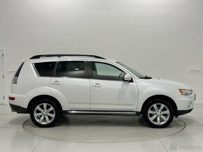 Mitsubishi Outlander 4x4, 7 míst, 2012 - 4