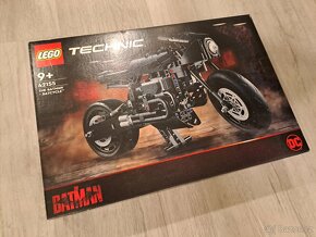 LEGO 42155 THE BATMAN – BATCYCLE - 4