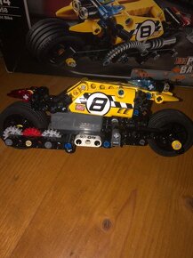 Lego Technic 42058 Stunt Bike - 4