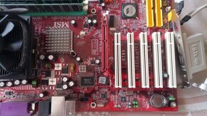 Legendární základní desku MSI KT6V s procesorem a 1GB RAM. - 4