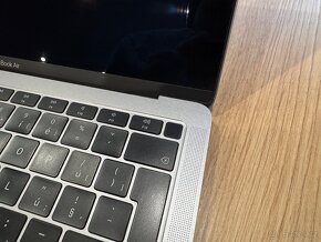 Apple MacBook Air 2018 - skvělý stav - 4