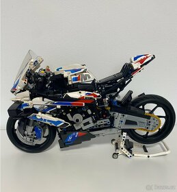 BMW M 1000 RR 42130 - 4