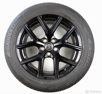 Toyota RAV4 - Originání 18" alu kola - Letní pneu - 4