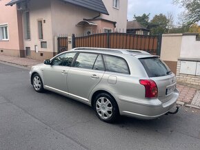 Toyota Avensis 2.0 Diesel, 85 kW  Klima, tempomat - 4