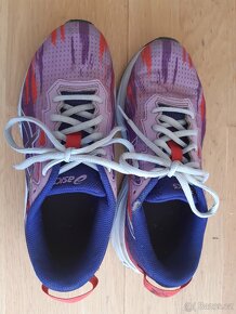 Sportovní obuv Asics vel. EU38 - 4