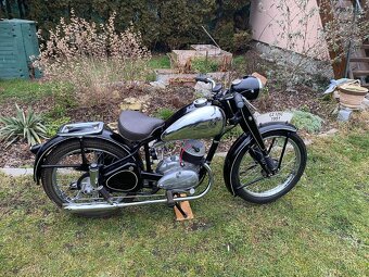 Čz 175 předválečná 1937 a Čz 125 c 1951 - 4