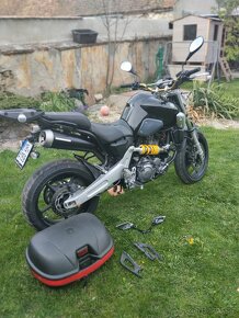 YAMAHA MT 03 - 4