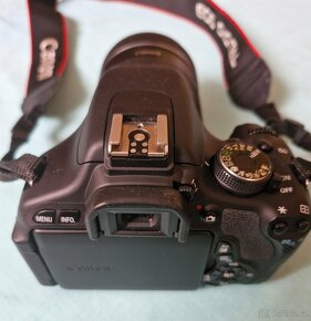 CANON EOS 600 D - 4