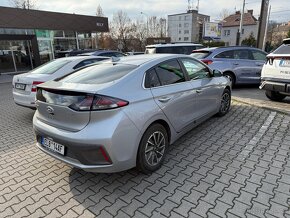 Hyundai IONIQ elektric, 2020, 38kWh, 42 tis. km, plná výbava - 4