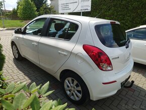 Hyundai i20 1.2i 16V KLIMA - 4