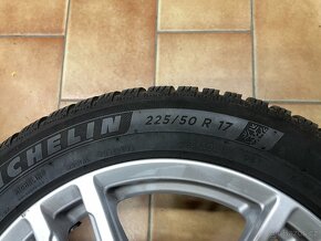 zimní alu kola Mercedes 225/50 R17 - 4