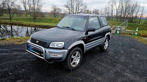 TOYOTA RAV4 2.0i 4X4 - 4