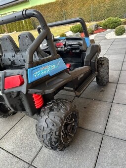 Dvoumístné elektrické autíčko RSX 4x4 - 4