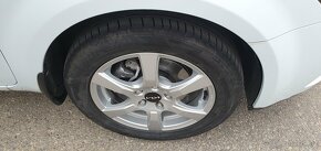 Kia ceed 1.4i - 4