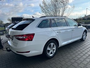 Škoda Superb 3 2Tdi dost 150PS m.r.2021 full led Virtuál - 4