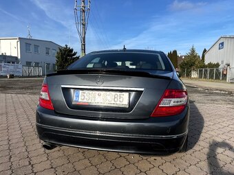 Mercedes-Benz Třídy C, 2,2 C 220 CDI Avantgarde - 4