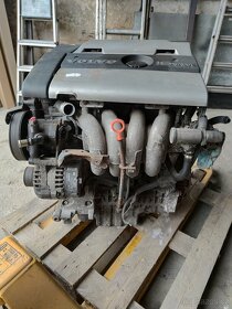 Motor Volvo v40 1,8 - 4