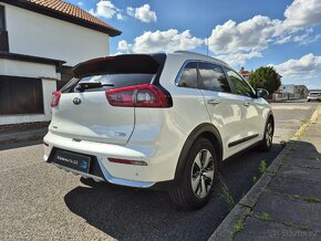 Kia Niro 1.6i Hybrid 11.2017 Plná serv.historie - 4