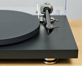 PRO-JECT DEBUT PRO - nový  s volitelnou přenoskou - 4