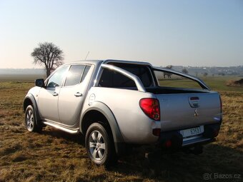 Mitsubishi L200, 2,5 Di-D 4x4 rok 2008 - 4