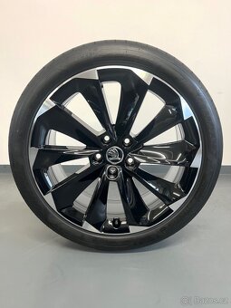 Letní Alu kola Supernova, Škoda Superb 3, 5x112 r19 - 4