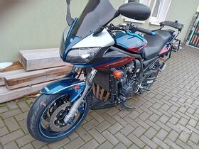 YAMAHA FZS 1000 FAZER - 4