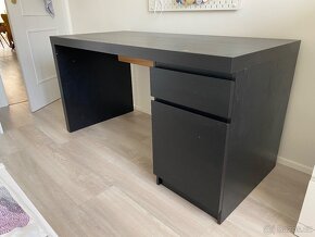 psací stůl MALM-Ikea - 4