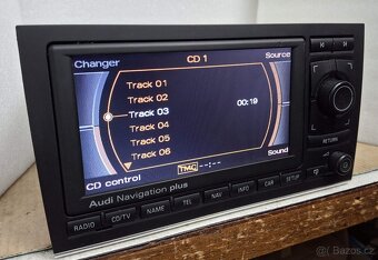 Audi A4 Aisin origo GPS navigace RNS-E - 4