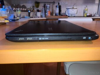 Acer Aspire E5-572G - 4