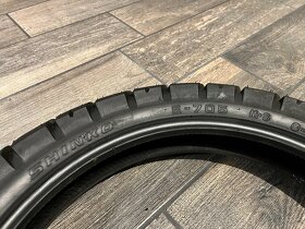 pneu Shinko 120/80 18 62H - 4