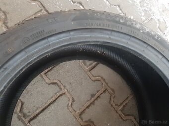 245/40 R18 - 4