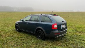 Škoda Octavia Scout DSG - 4