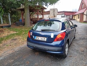 Peugeot 207 1.4 hdi - 4