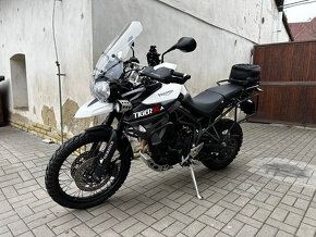 Triumph Tiger 800 XCA - 4