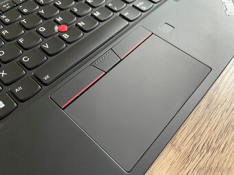 Lenovo TPad X1 Carbon 7th - luxusní LCD 3840x2160, 16GB RAM - 4