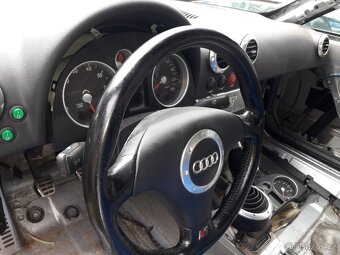 Audi TT - Díly z vozu 132kw není 4x4 - 4