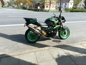 ZX12R STREETFIGHTER - 4