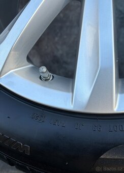 Originální Alu kola 5x112 VW Passat B8,Škoda 215/55/17 TPMS - 4