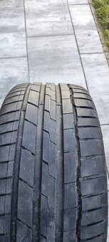 Letní pneu 245/40 r18 - 4