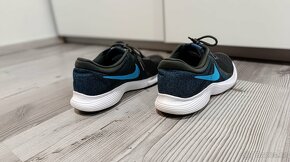 Nike Revolution 4 vel. 44 - 4