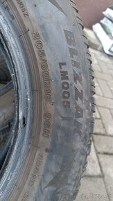 205 60 16 Bridgestone blizzak  LM 005 sada 4 kusů - 4