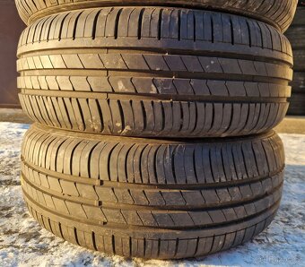 4x Zanovni letni pneu 205/60/16..92V...HANKOOK - 4