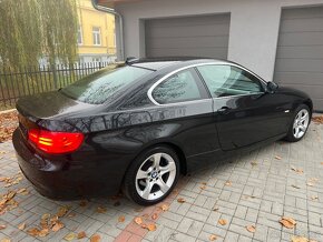 BMW E92 330i /2.MAJITEL/BI-XENON/LCI/SPORTPACKET/ - 4