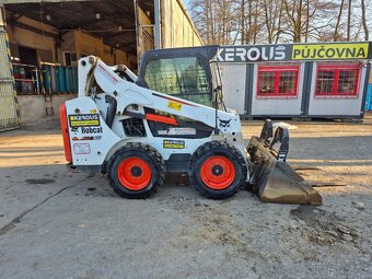 Smykový nakladač Bobcat S530 - 4